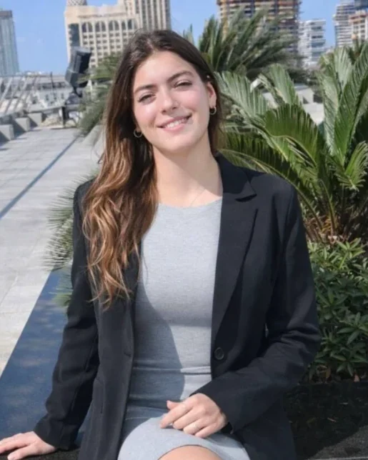 Laura Sanson, Terminplanung Emirate bei fahren-ohne-mpu.com
