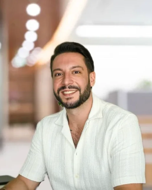 Zafer Akan, Visum und Emirates ID bei fahren-ohne-mpu.com